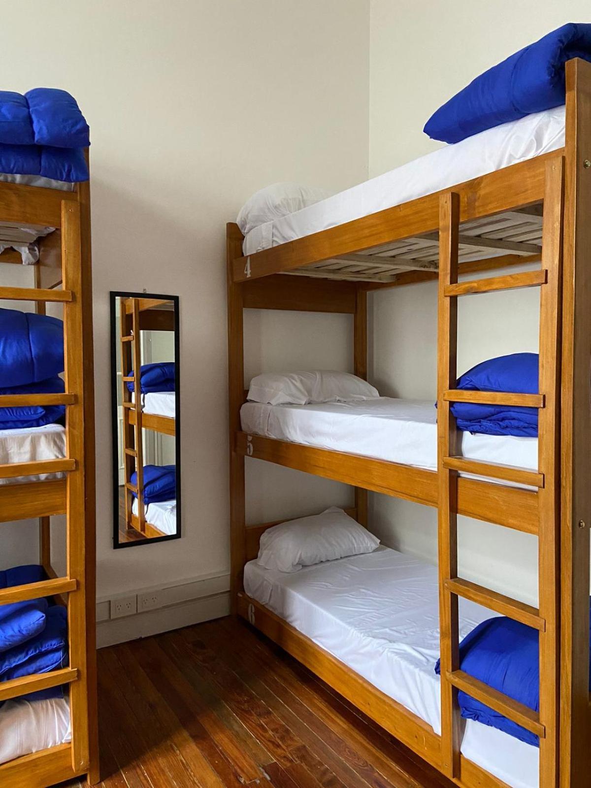 Hostel Miraflores Buenos Aires Exterior photo